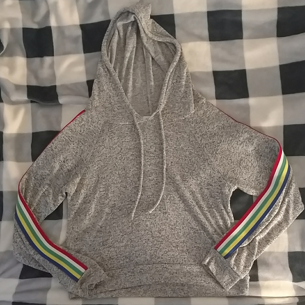 A grey thin hoodie